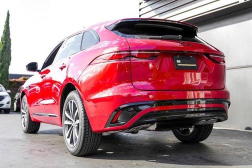 2025 Jaguar F-PACE P250 R-Dynamic S