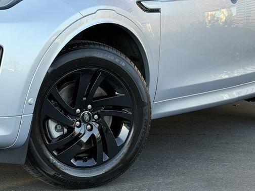 2025 Land Rover Discovery Sport S