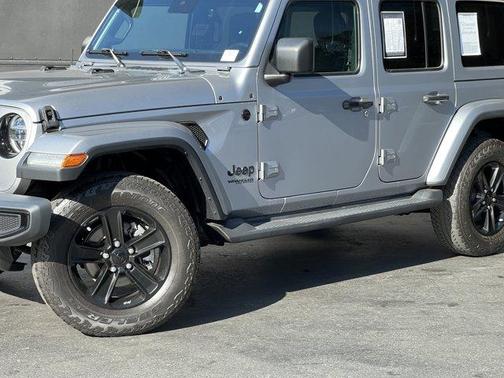 2021 Jeep Wrangler Unlimited Sahara Altitude