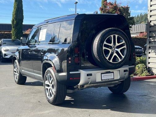 2025 Land Rover Defender P300