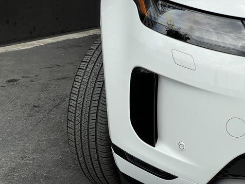 2025 Land Rover Range Rover Evoque Core S