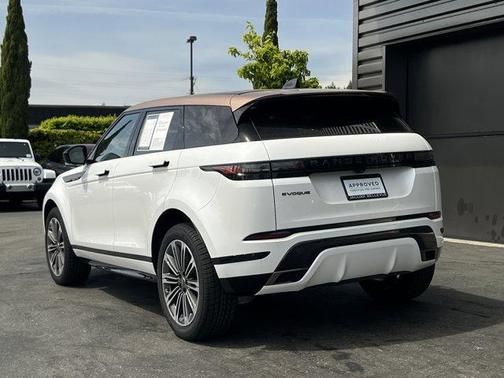 2024 Land Rover Range Rover Evoque Dynamic SE