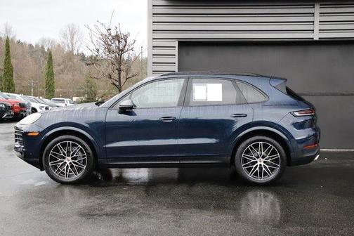 2025 Porsche Cayenne Base