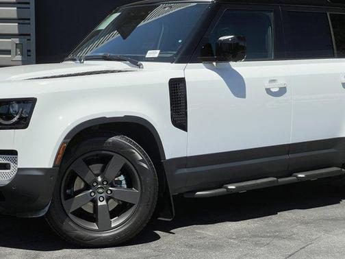 2025 Land Rover Defender P300