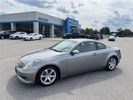 2005 INFINITI G35 Base