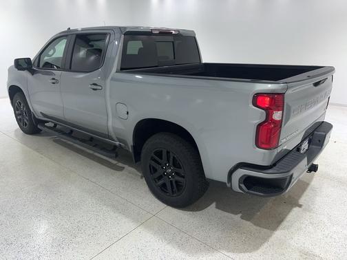 Sterling Gray Metallic 2024 Chevrolet Silverado 1500 RST
