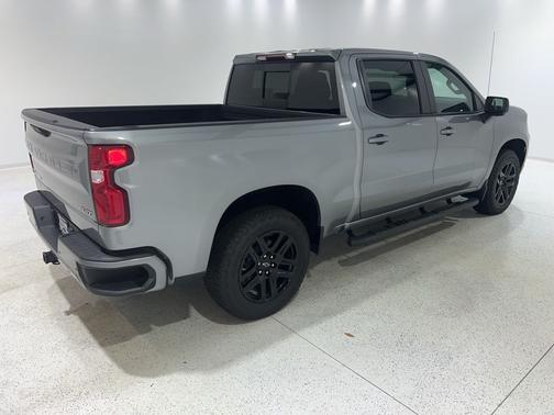Sterling Gray Metallic 2024 Chevrolet Silverado 1500 RST