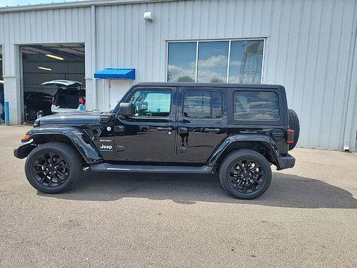 Black Clearcoat 2023 Jeep Wrangler 4xe Sahara