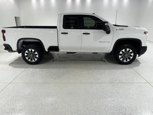 2024 Chevrolet Silverado 2500 Custom