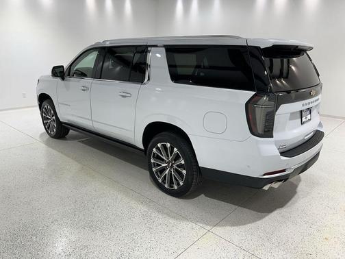 Polar White Tricoat 2026 Chevrolet Suburban High Country, 4WD