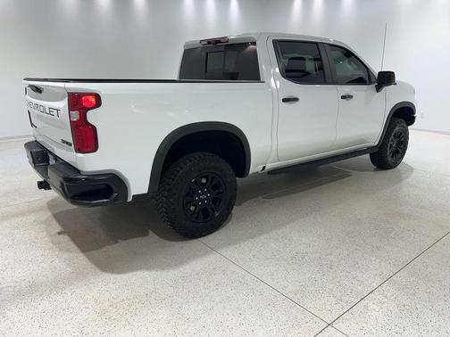 Summit White 2024 Chevrolet Silverado 1500 ZR2