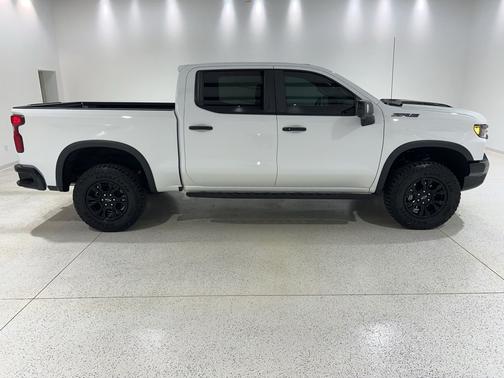 Summit White 2024 Chevrolet Silverado 1500 ZR2