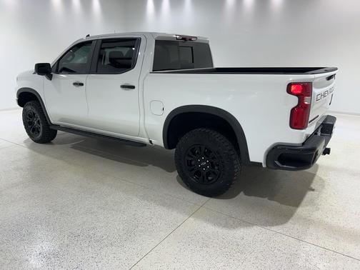 Summit White 2024 Chevrolet Silverado 1500 ZR2