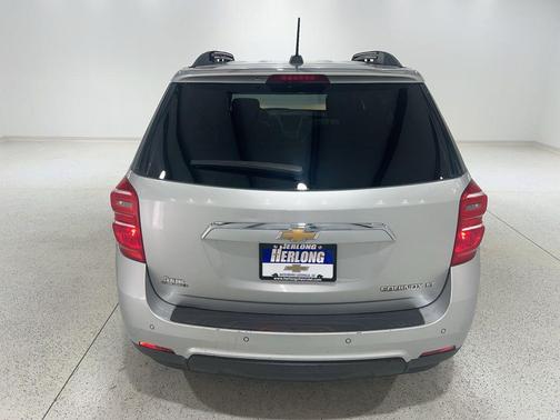 Silver Ice Metallic 2016 Chevrolet Equinox LT