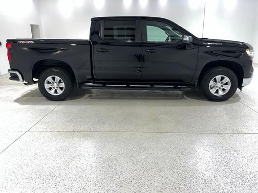 Black 2024 Chevrolet Silverado 1500 LT