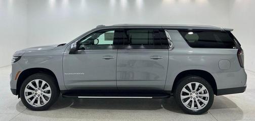 Sterling Gray Metallic 2026 Chevrolet Suburban Premier