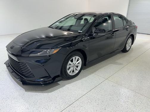 Midnight Black Metallic 2025 Toyota Camry LE