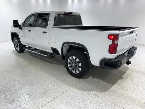 2024 Chevrolet Silverado 2500 Custom