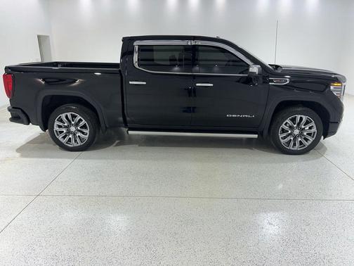 Onyx Black 2023 GMC Sierra 1500 Denali