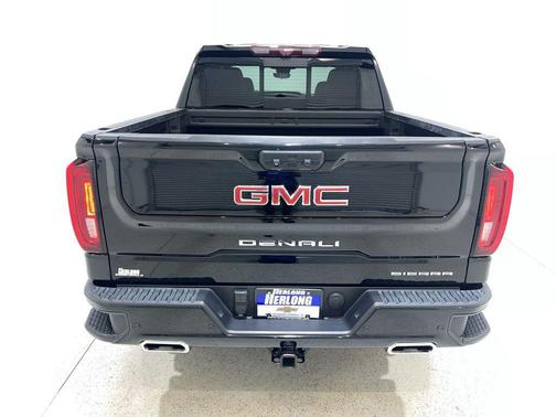 Onyx Black 2023 GMC Sierra 1500 Denali