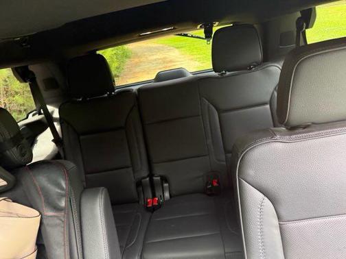 Onyx Black 2024 GMC Yukon Denali