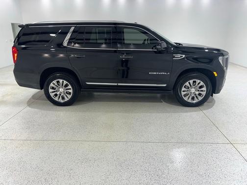 Onyx Black 2024 GMC Yukon Denali