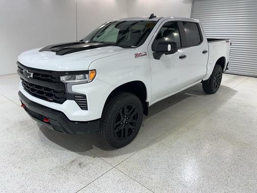 Summit White 2026 Chevrolet Silverado 1500 LT Trail Boss