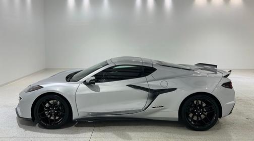 Blade Silver Metallic 2026 Chevrolet Corvette Z06