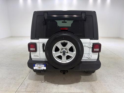 Bright White Clearcoat 2021 Jeep Wrangler Sport