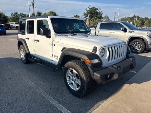 Bright White Clearcoat 2021 Jeep Wrangler Sport