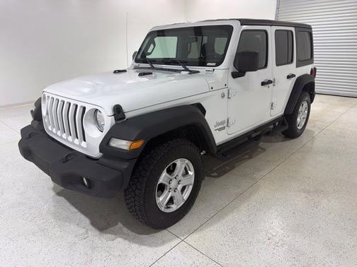 Bright White Clearcoat 2021 Jeep Wrangler Sport