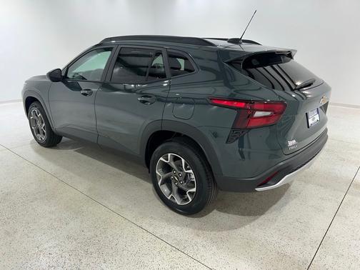 Cypress Gray 2026 Chevrolet Trax LT