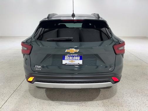 Cypress Gray 2026 Chevrolet Trax LT