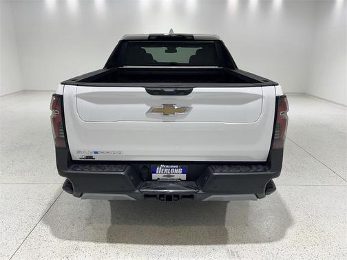 2025 Chevrolet Silverado EV LT