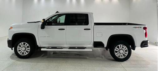 Summit White 2022 Chevrolet Silverado 2500 WT