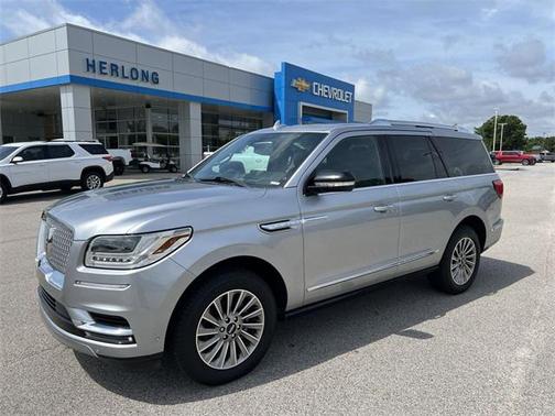 2020 Lincoln Navigator Standard