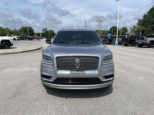 2020 Lincoln Navigator Standard