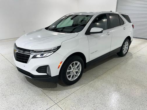 Summit White 2024 Chevrolet Equinox LT