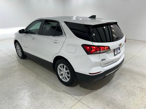Summit White 2024 Chevrolet Equinox LT