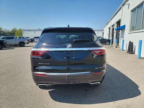 2024 Buick Enclave Essence FWD