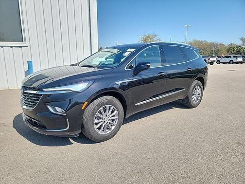 2024 Buick Enclave Essence FWD