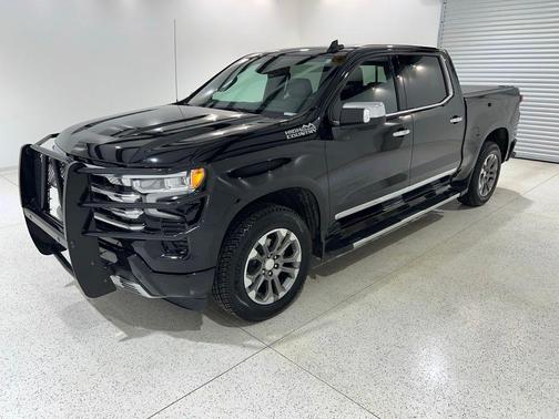 Black 2024 Chevrolet Silverado 1500 High Country