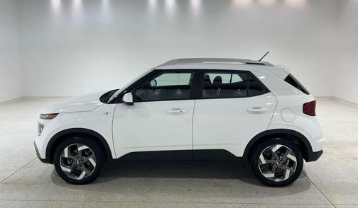 Lunar White 2025 Hyundai VENUE SEL