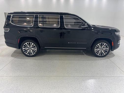 2023 Jeep Grand Wagoneer Series III 4x4