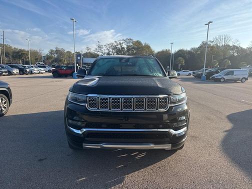 2023 Jeep Grand Wagoneer Series III 4x4