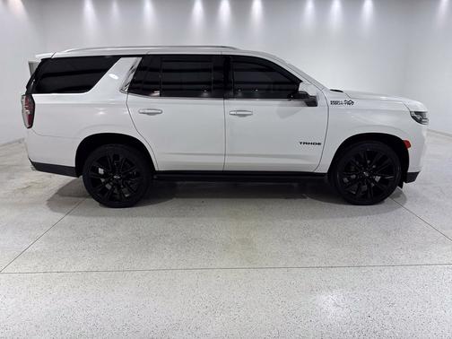 Iridescent Pearl Tricoat 2021 Chevrolet Tahoe High Country