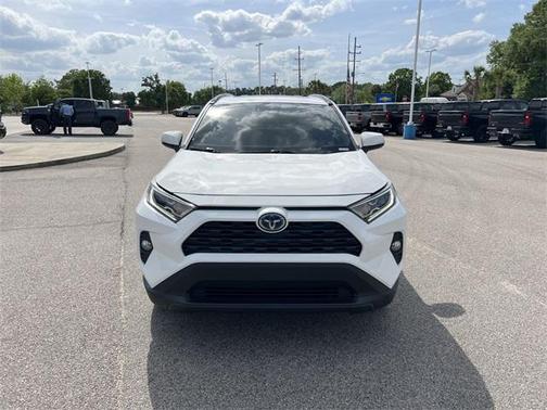 2019 Toyota RAV4 Hybrid XLE