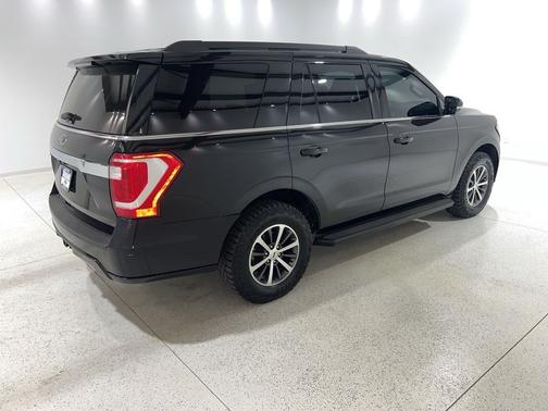 Agate Black Metallic 2019 Ford Expedition XLT