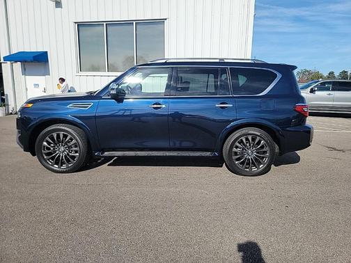 2023 Nissan Armada Platinum 2WD