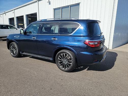 2023 Nissan Armada Platinum 2WD